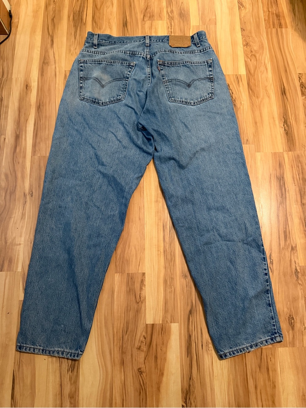Vintage Levis 560 Baggy Jeans 38x32 Loose Fit Tapered Leg Wash Denim Fits 36x31
